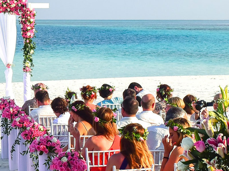 Como ir Vestida a una BODA en la PLAYA. Comodidad y elegancia